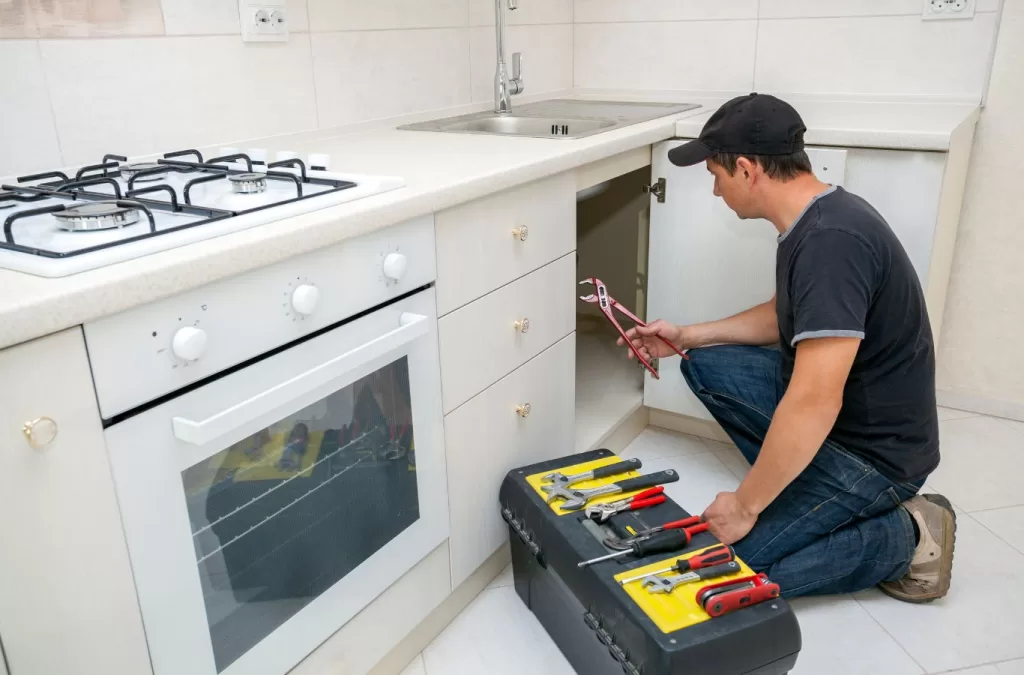 MESA Plumbing technician delivering top-quality plumbing and HVAC services in Broomfield Heights, CO, showcasing the advantages of choosing our reliable services.